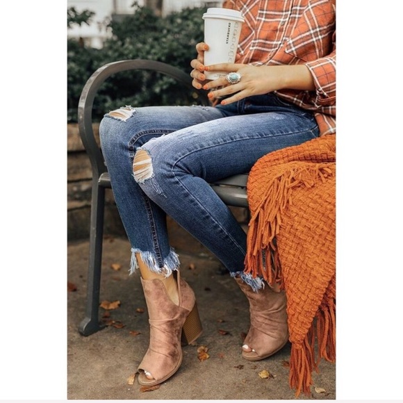 Quinn | Peep Toe Bootie | Taupe - Picture 3 of 6